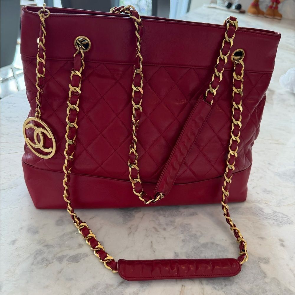 Chanel Red Quilted Chain Tote Bag with Gold Harware - Picture 3 of 16